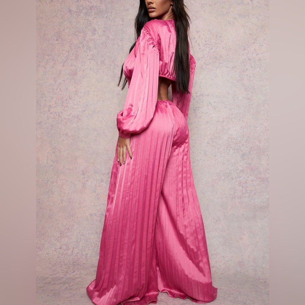 BooHoo Pleated CutOut Wide Leg Jumpsuit - Picture 2 of 6